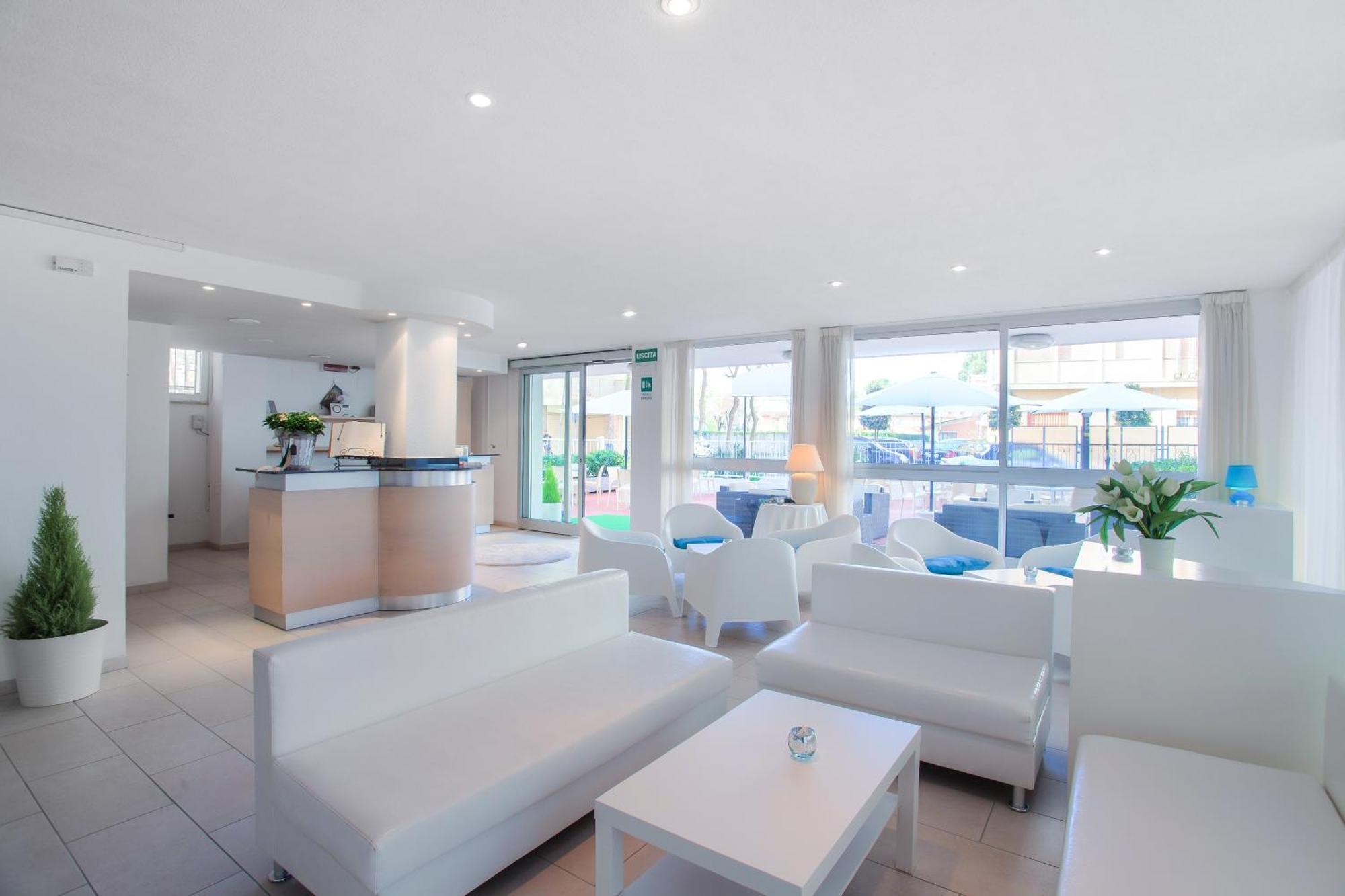 צ'סנטיקו Hotel Mario מראה חיצוני תמונה