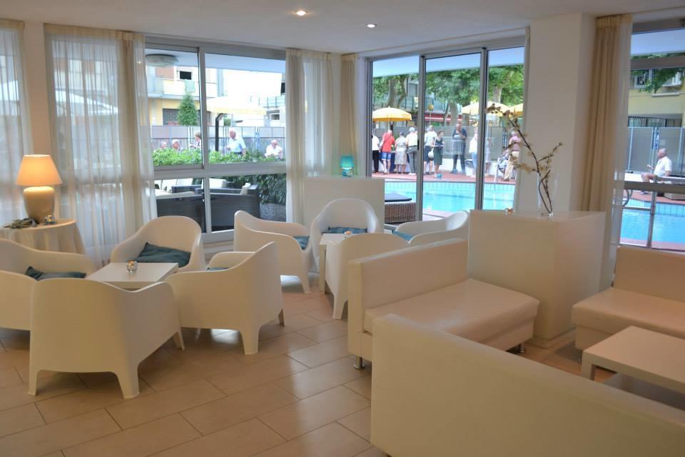 צ'סנטיקו Hotel Mario מראה חיצוני תמונה