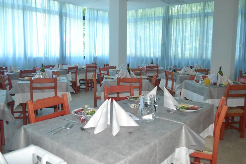 צ'סנטיקו Hotel Mario מראה חיצוני תמונה